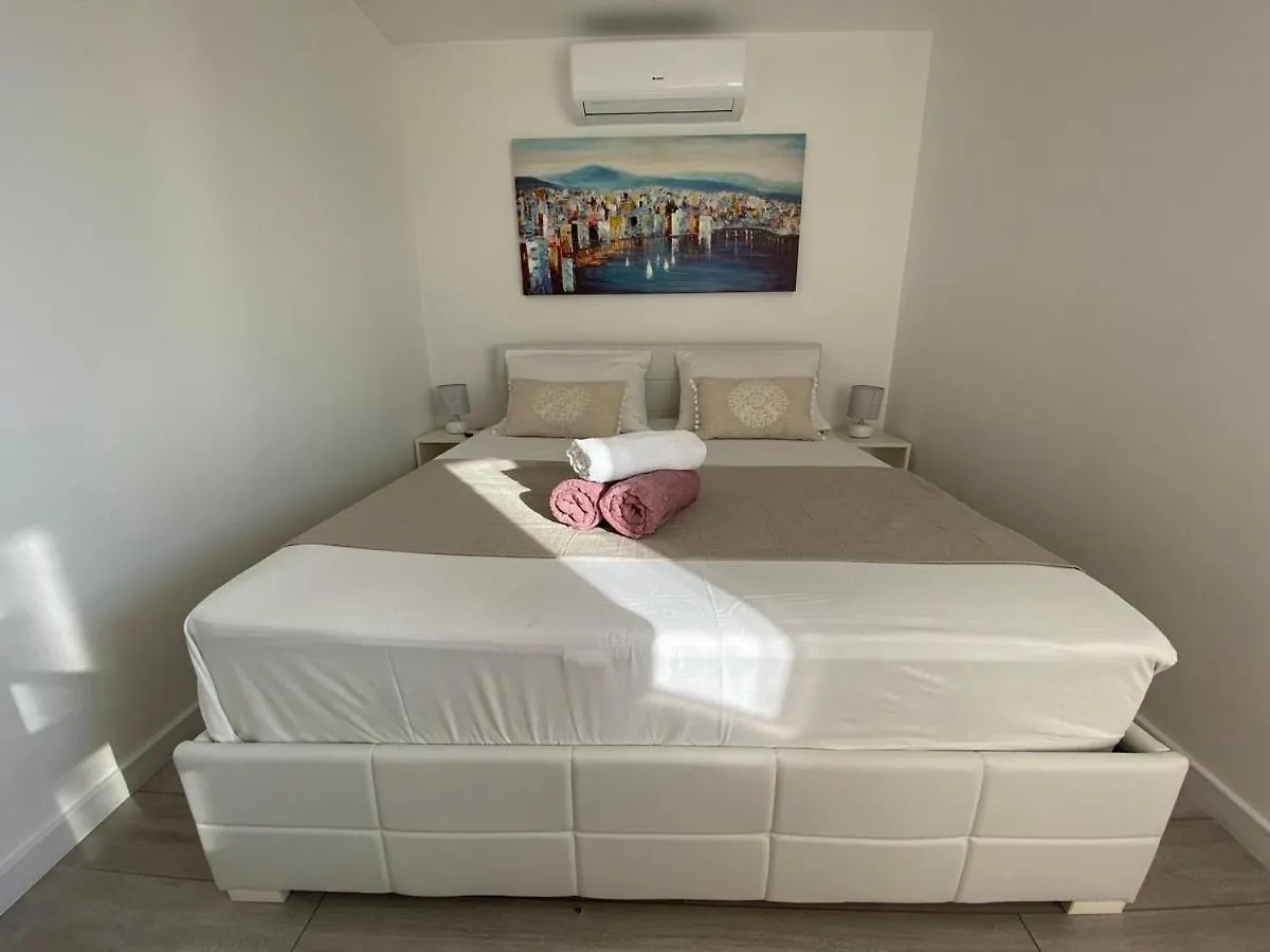 Apartment In Okrug Gornji With Balcony, Air Conditioning, Wifi, Dishwasher 5048-1 Trogir 0*,