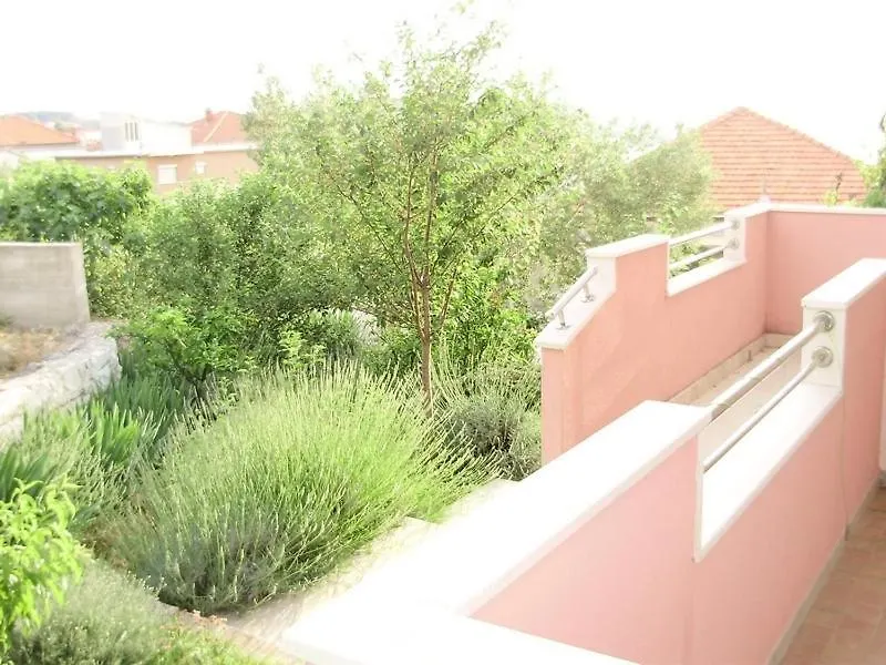 Apartment In Okrug Gornji With Balcony, Air Conditioning, Wifi, Dishwasher 5048-1 Trogir Croatia