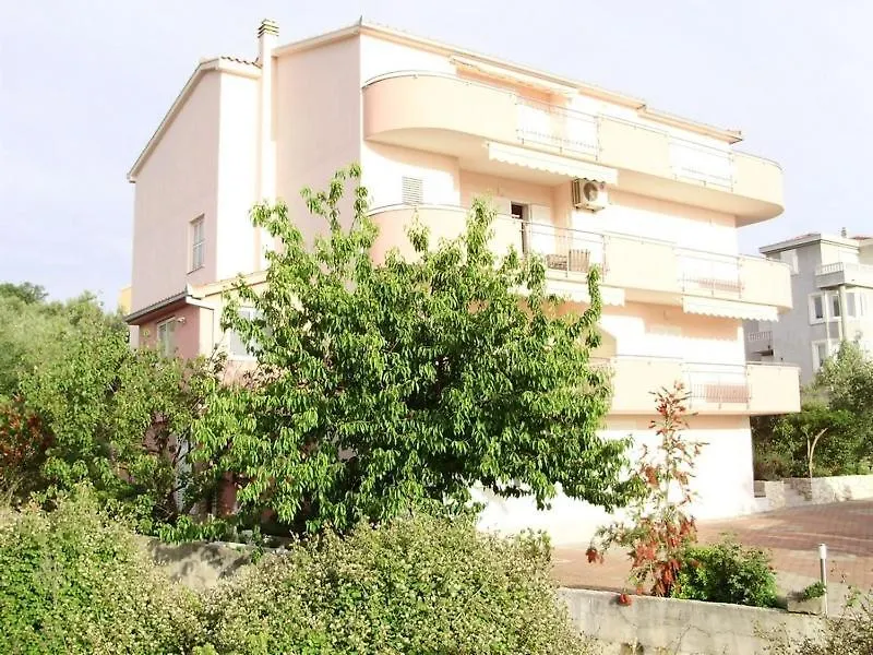 Apartment In Okrug Gornji With Balcony, Air Conditioning, Wifi, Dishwasher 5048-1 Trogir
